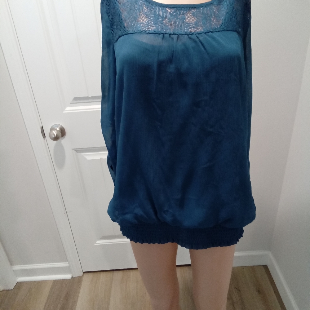 ND New Directions Size L Teal Textured Lace Scoop Neck Top with Lining